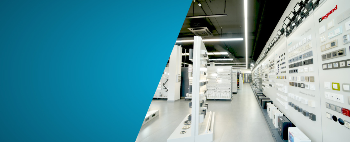 Более 7 000 товаров на витрине (розница)