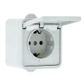 Прага Розетка 1-местная 16А с заземлением с крышкой IP44 белая EKF EKR16-029-10-44