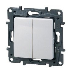 Переключатель двухклавишный - Etika - 10A 250В безвинтовые зажимы - белый Legrand 672212