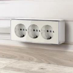 Розетка тройная с заземлением и шторками Gallant (слоновая кость) W5073103 Werkel a051554