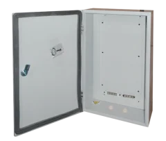 Щит ЩПУ-3 IP54 (570х370х180 мм.) с глухой дверцей IP54 Scan Lights sc-li/3-560x370x180