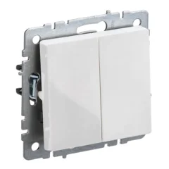 BRITE Выключ. 2-кл. прох. 10А ВС10-2-6-БрБ бел. IEK BR-V22-0-10-K01