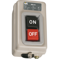 Выключатель ВКИ-211 3Р 6А 230/400В IP40 IEK KVK10-06-3