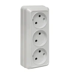 Рим Розетка 3-местная 10А без заземления белая EKF ENR10-202-10