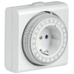 РТМ-3 Розетка-таймер механ. 15мин 24ч 96on/off 16А IP20 IEK ERT-21-1-16-S-15-0-20-K01