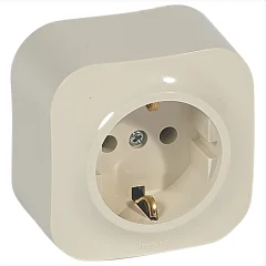 Розетка одинарная Quteo с заземлением слоновая кость Legrand 782241