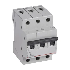 RX3 Авт.выключатель 4,5кА 32А 3П C Legrand 419711