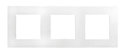 Рамка 3 поста - Etika - белый Legrand 672503 фото 1