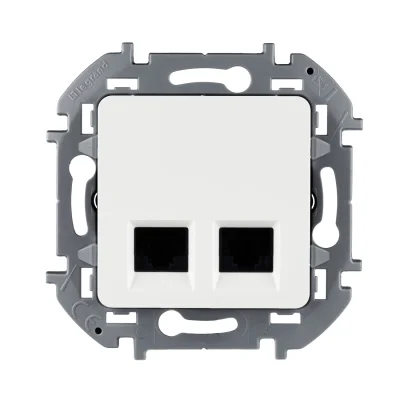 Розетка компьютерная двойная RJ45 категория 5e UTP - Inspiria - белый Legrand 673835 фото 1