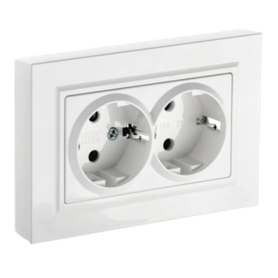 BRITE Роз. 2-я с з/к/ш 16А в сб. РСш12-3-БрБ бел. IEK BR-R24-16-K01-F фото 1