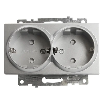 Розетка 2-местная с защитной шторкой с/з, 250В, 16А, серия Катрин, GLS16-7114-03, серебро 39 STEKKER фото 1