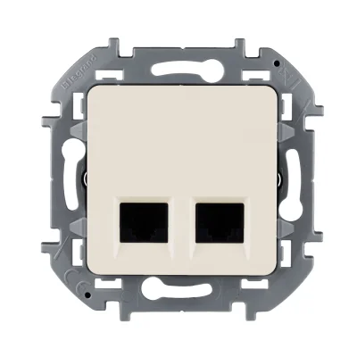 Двойная розетка RJ 45 - категория 5e - UTP - INSPIRIA - слоновая кость Legrand 673836 фото 1