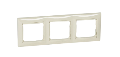 Рамка 3-местная (сл. кость) Valena Legrand 774353 фото 1