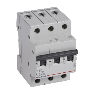 RX3 Авт.выключатель 4,5кА 32А 3П C Legrand 419711 фото 1