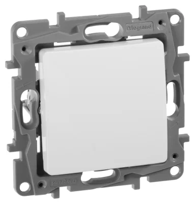 Переключатель одноклавишный - Etika - 10А 250В безвинтовые зажимы - белый Legrand 672205 фото 1